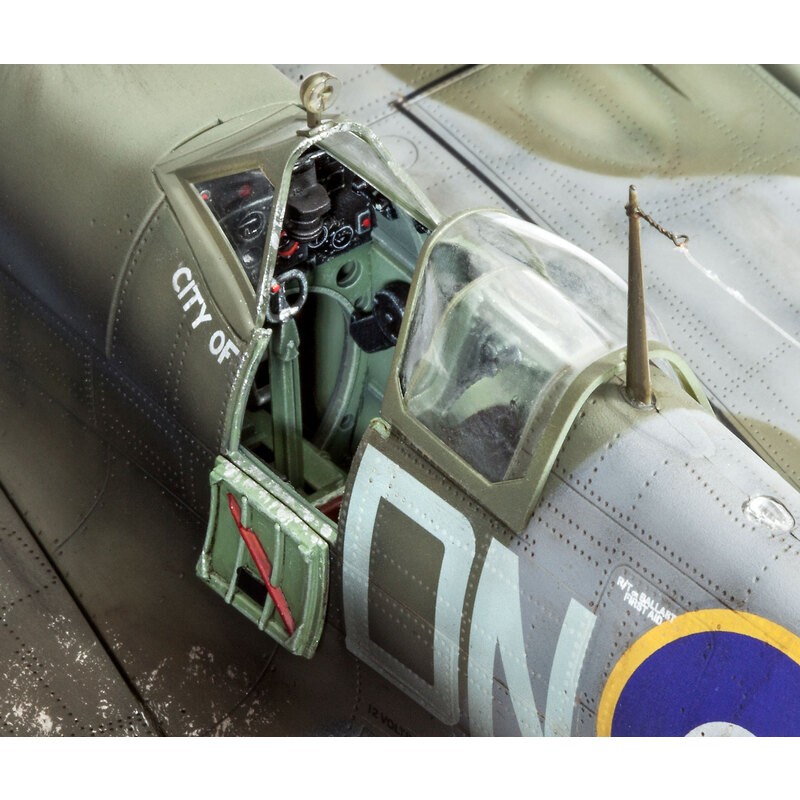 Maquette en bois Avion (Spitfire) - Quay référence P301 - Loisirs