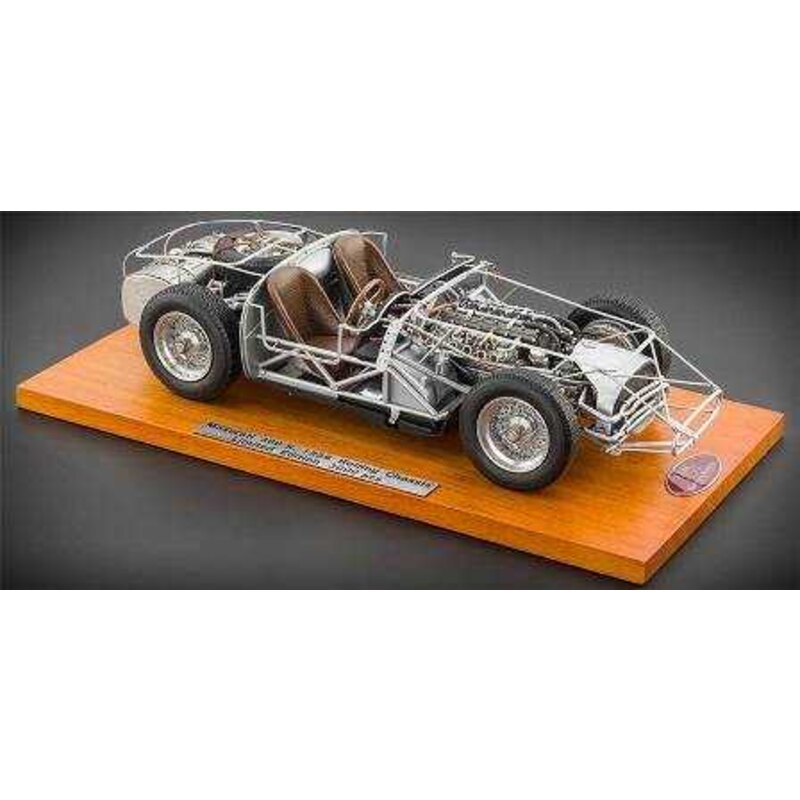 Maserati miniature avec 1001hobbies