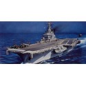 Maquette de bateau Aircraft carrier Clemenceau 1/400