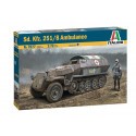 Ambulance Sd.Kfz.251 / 8 Ausf.C La demi-voie Sd.Kfz.251 était un véhicule blindé de combat (AFV), qui a été déployé par la Wehrm