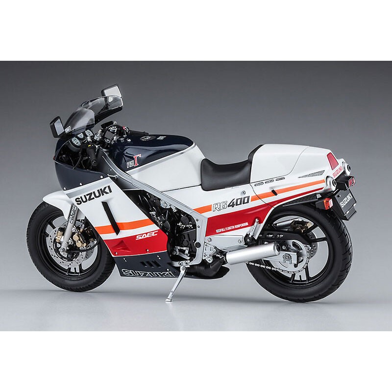 Maquette de moto SUZUKI RG400 GAMMA
