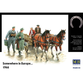 Maquette Quelque part en Europe 1944'. Contient le chariot d'un fermier, deux personnes civiles sur le chariot deux chevaux et d