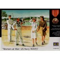 figurines de l'US Navy. 2 hommes, 2 femmes, un perroquet et un singe.