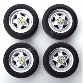 4 ROUES AVEC JANTES CHROME POUR FERRARI 328 GTS/GTB