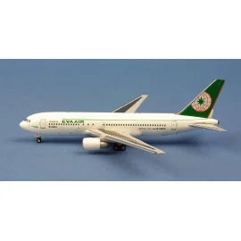 EVA Air o/c Boeing 767-200 B-16625