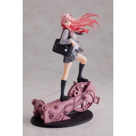 Figurine Zero Two School Uniform Version