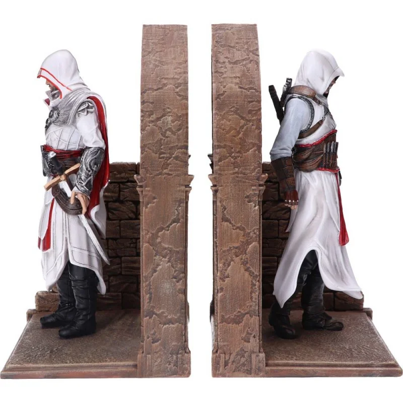 ASSASSIN CREED EZIO AND ALTAIR BOOKEND