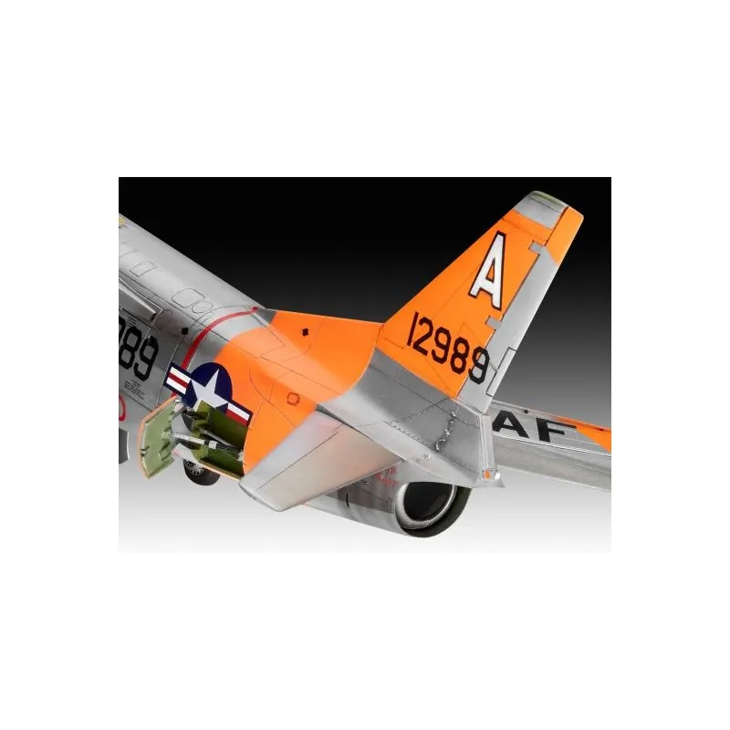 MODEL SET F-86D DOG SABRE