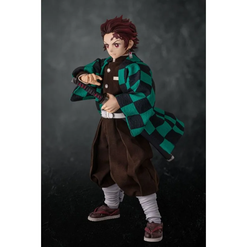 Demon Slayer: Kimetsu no Yaiba Tanjiro Kamado 20 cm