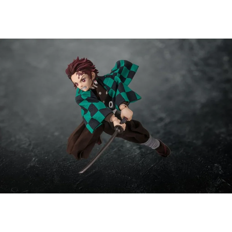 Demon Slayer: Kimetsu no Yaiba Tanjiro Kamado 20 cm