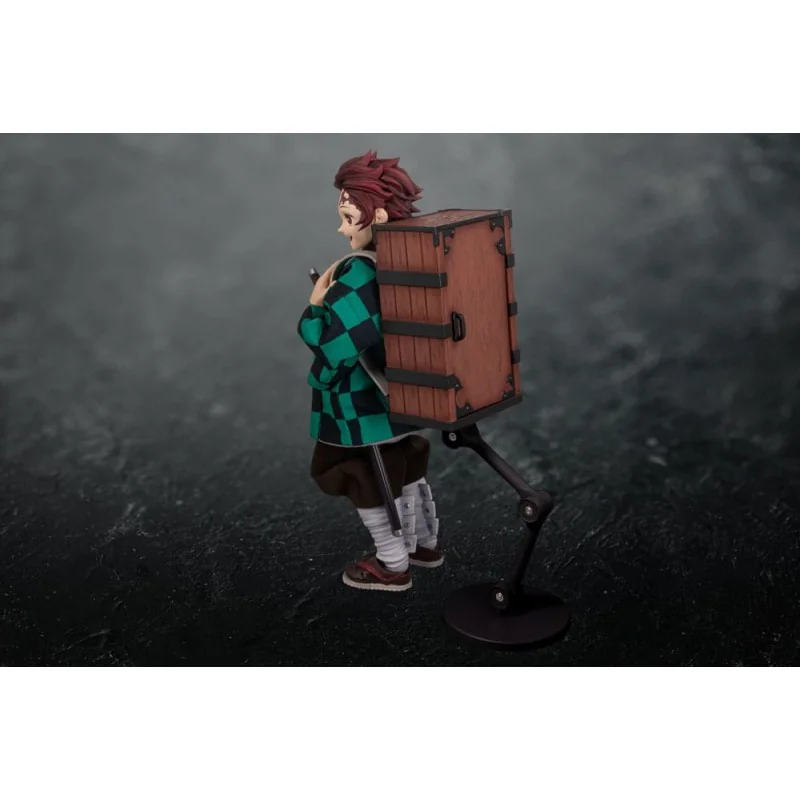 Demon Slayer: Kimetsu no Yaiba Tanjiro Kamado 20 cm