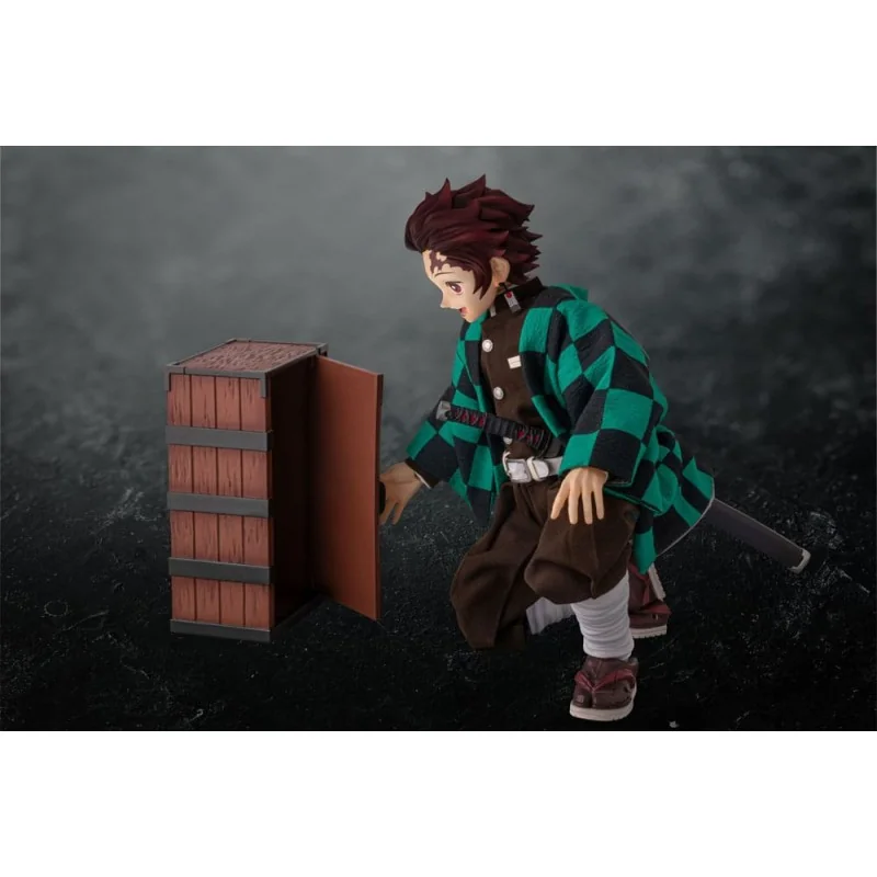 Demon Slayer: Kimetsu no Yaiba Tanjiro Kamado 20 cm