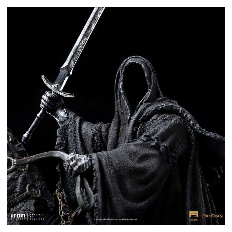 Lord Of The Ring Nazgul On Horse 1/10 Dlx Statue