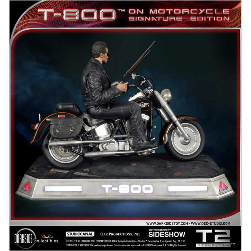 Terminator 2 : Le Jugement dernier 1/4 T-800 on Motorcycle Signature Edition Sideshow Exclusive 50 cm