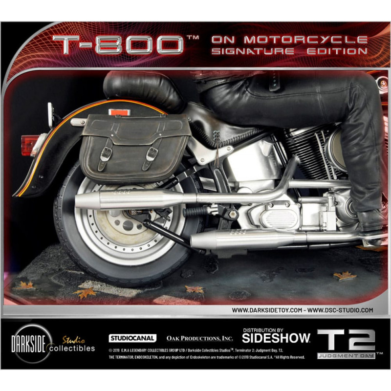 Terminator 2 : Le Jugement dernier 1/4 T-800 on Motorcycle Signature Edition Sideshow Exclusive 50 cm