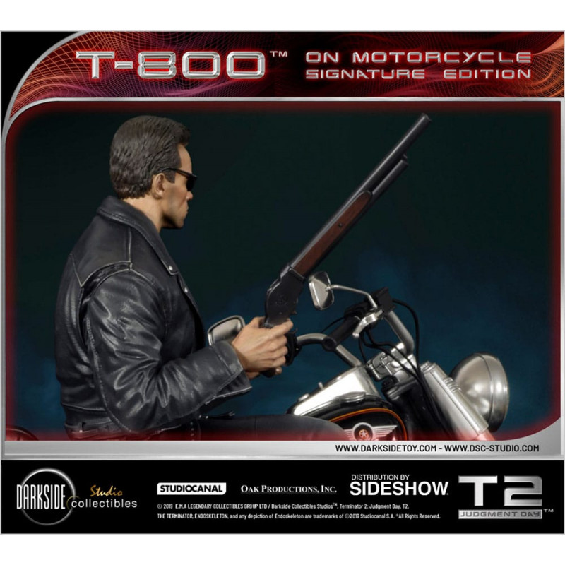 Terminator 2 : Le Jugement dernier 1/4 T-800 on Motorcycle Signature Edition Sideshow Exclusive 50 cm