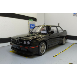 BMW E30 Sport Evo Black 1990 1/18