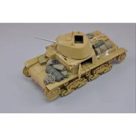 Royal Model: 1/35; Stowage carro armato M13/40