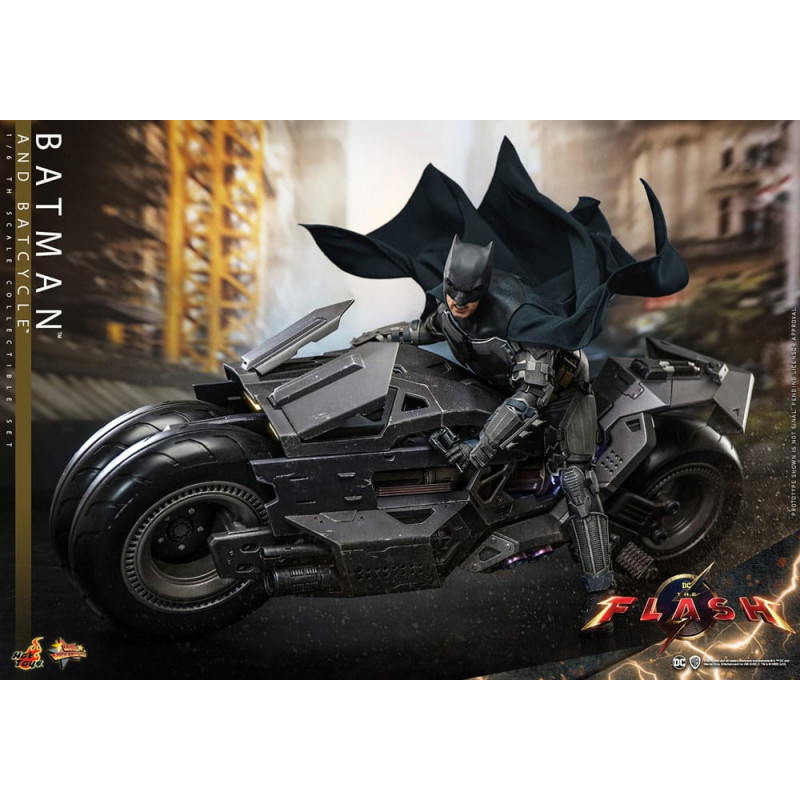 DC Comics - Coffret Moto Batcycle et 2 Figurine 10 cm - Flash et Batman -  Dès 4 ans