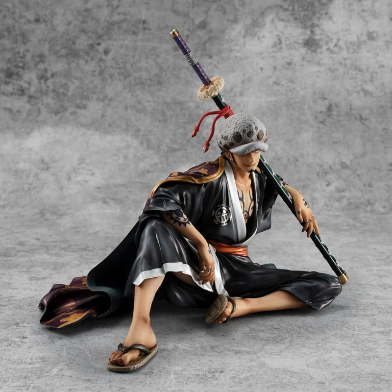 Figurine One Piece Trafalgar Law Abysse : King Jouet, Figurines Abysse -  Jeux d'imitation & Mondes imaginaires