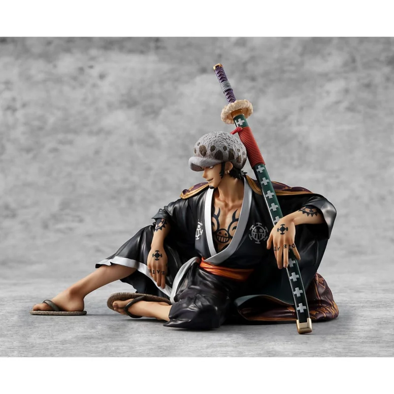 Figurine One Piece Trafalgar Law Abysse : King Jouet, Figurines Abysse -  Jeux d'imitation & Mondes imaginaires