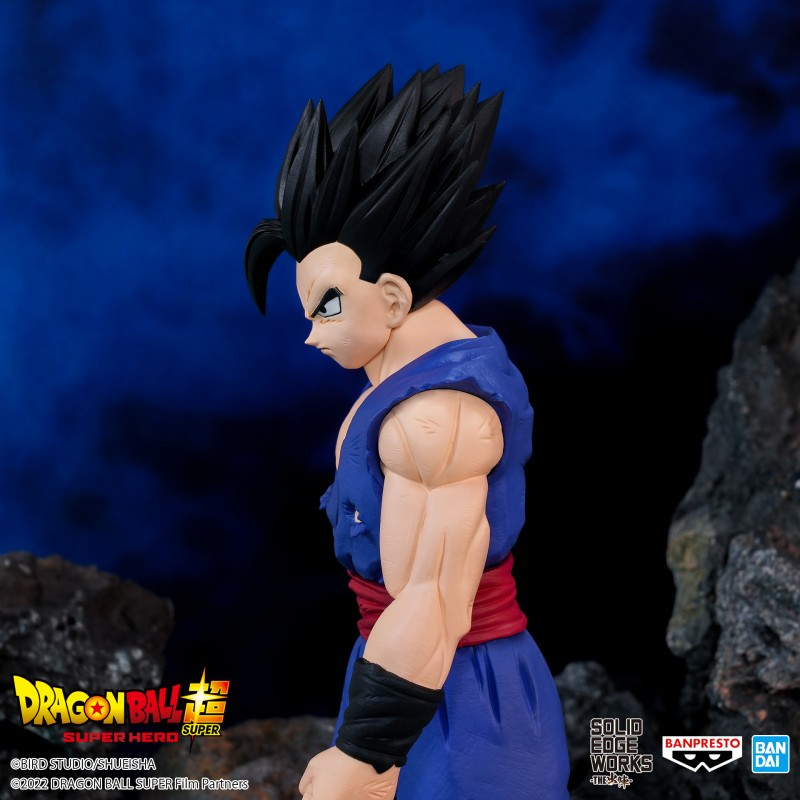 Figurine Dragon Ball Z - Vegeta SUPER HERO - 14 cm - Objets à collectionner  Cinéma et Séries