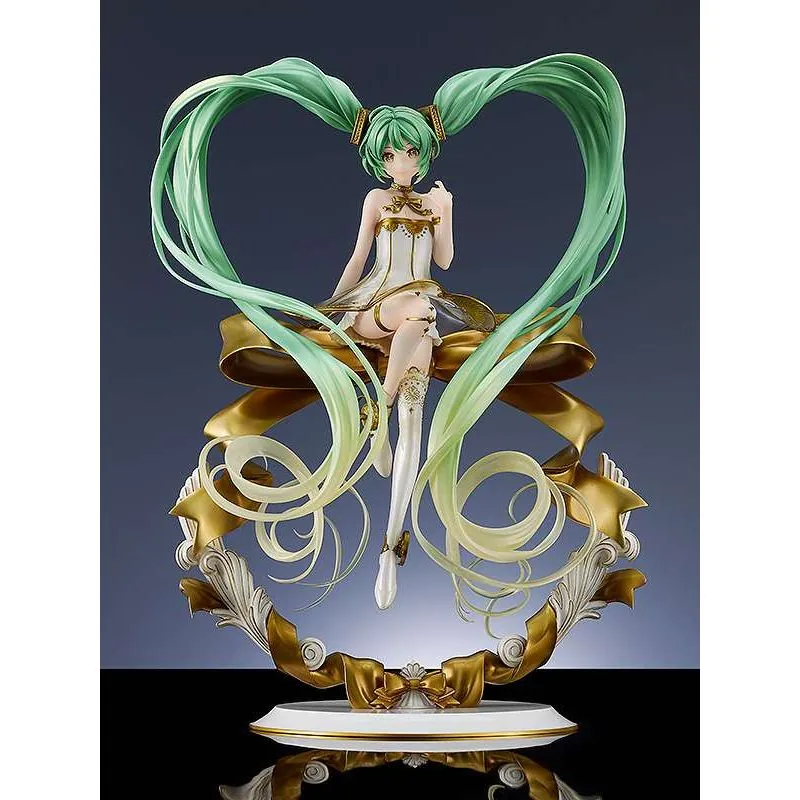 Hatsune Miku Symphony 2022 Statue