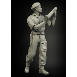Figurine BRITISH RAC NORTH AFRICA 75MM AMMO SOLDIER NO.2