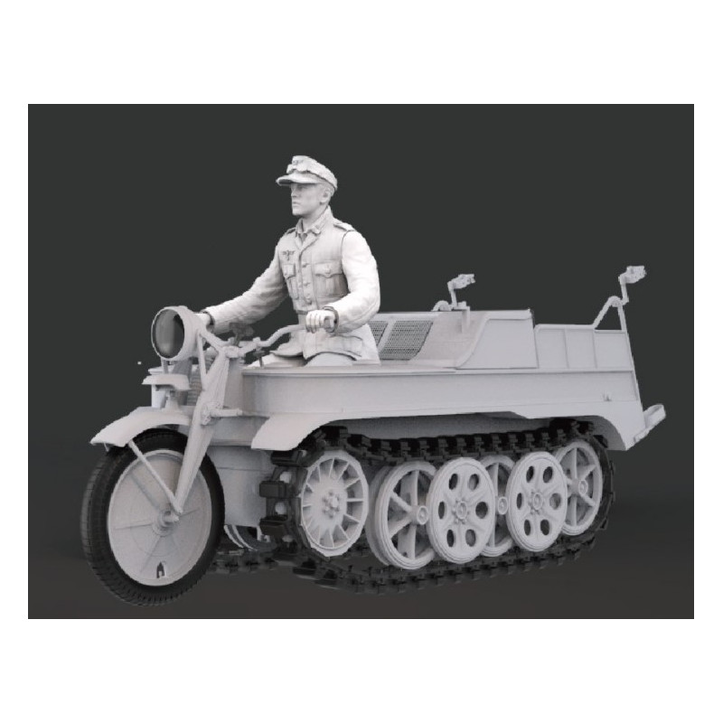 WWII GERMAN SDKFZ 2 KETTENKRAFTRAD WITH DRIVER