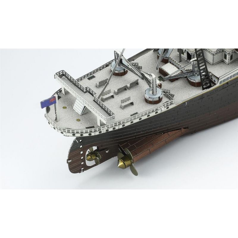 Maquette Metal Earth Titanic - Autres jeux d'éveil - Achat & prix