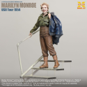 Marilyn Monroe figurine Plastic Model Kit 1/8 USO Tour 1954 25 cm