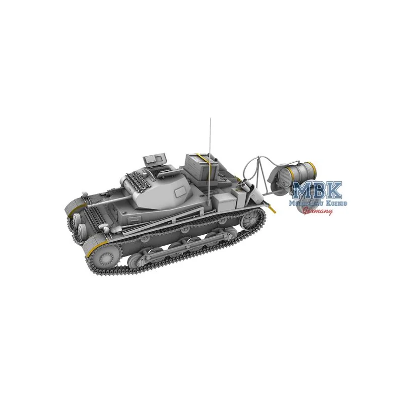 Pz.Kpfw.II Ausf.b-German Light Tank w/fuel trailer