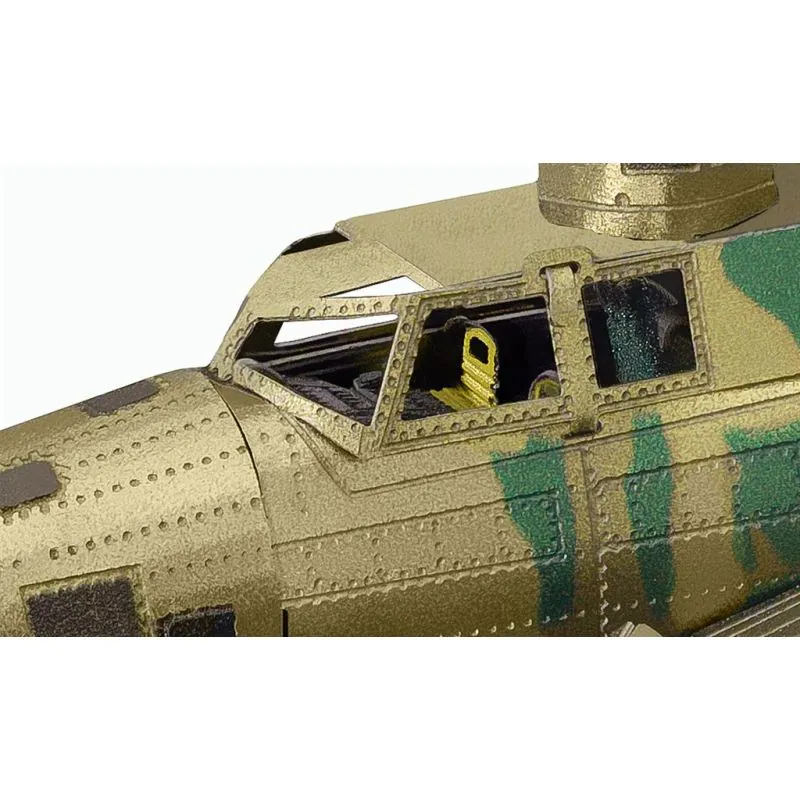 MetalEarth Aviation: B-17 FLYING FORTRESS 17,5x13,5x4cm, maquette 3D en métal avec 2,5 feuilles, sur carte 12x17cm, 14+