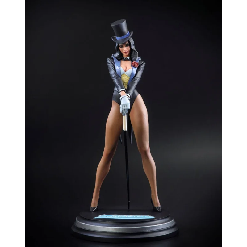 DC Direct DC Cover Girls statuette Resin Zatanna by J. Scott Campbell 23 cm