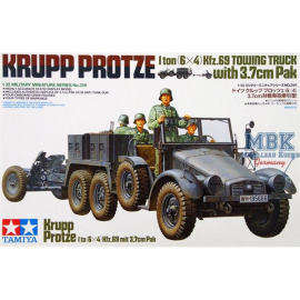 Krupp Protze 1 tonne (6 x 6) remorquant le camion Pak 37mm 