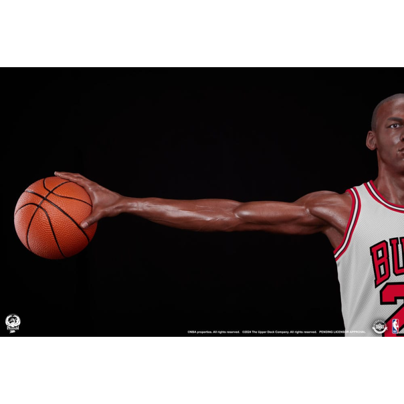 NBA Legends buste 1/1 Michael Jordan Wings 81 cm