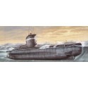 Maquette de bateau U-boot Type XXIII. En plastique injecté avec pièces en résine et pièces photodécoupées.