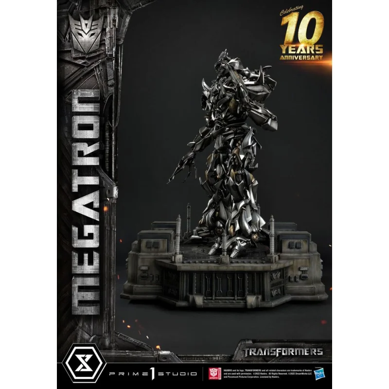 Transformers figurine Museum Masterline Megatron Deluxe Bonus Version 84 cm