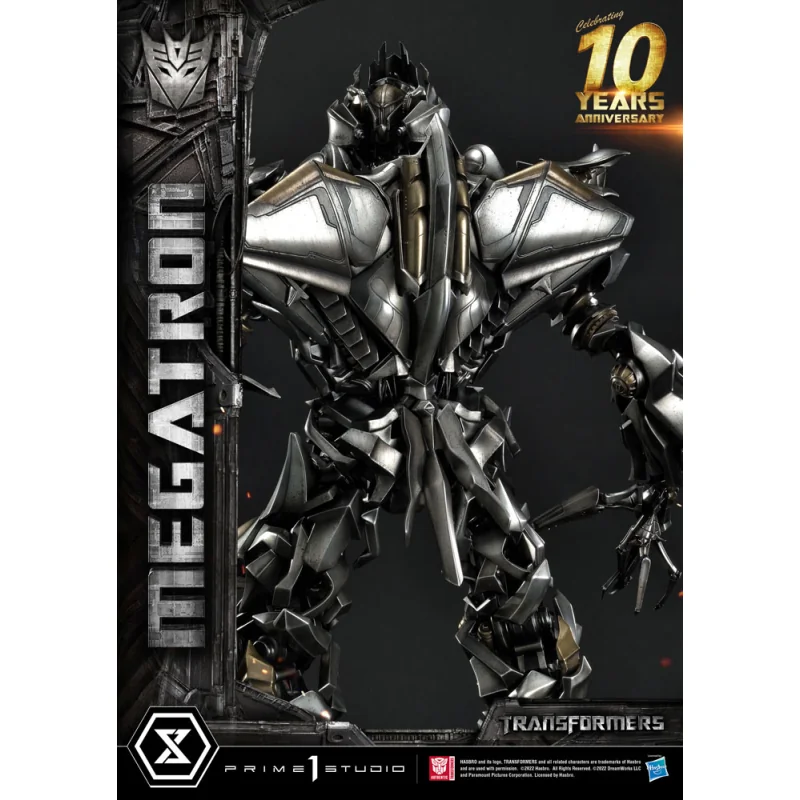 Transformers figurine Museum Masterline Megatron Deluxe Bonus Version 84 cm