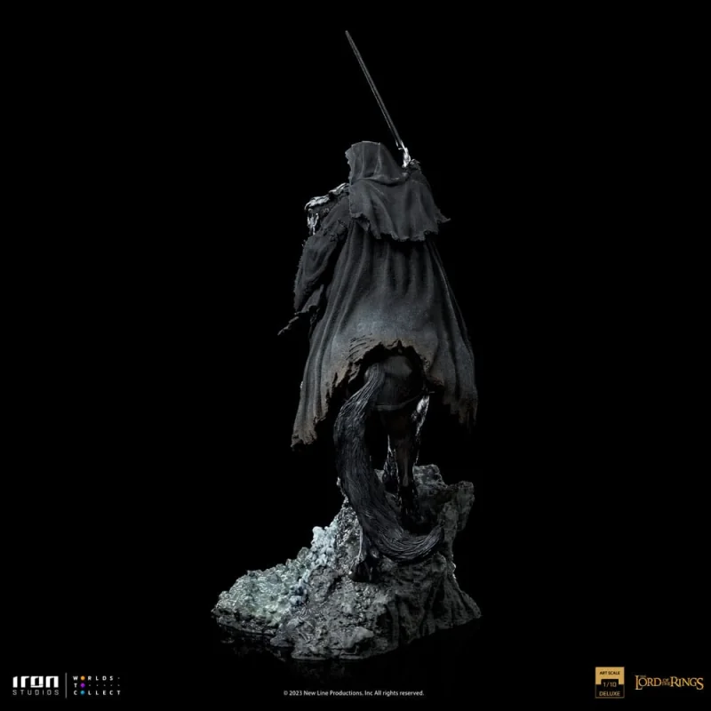 Lord Of The Ring Nazgul On Horse 1/10 Dlx Statue