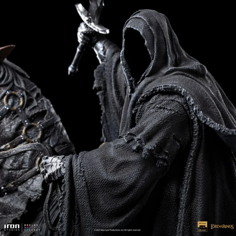 Lord Of The Ring Nazgul On Horse 1/10 Dlx Statue