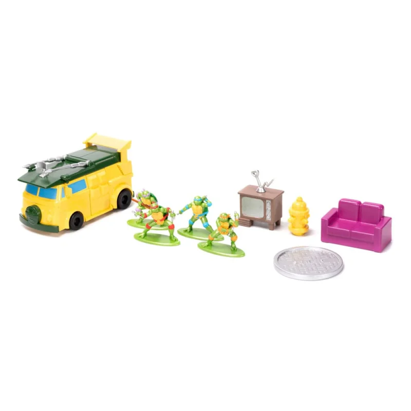 TMNT: Nano Scene with 2 Metalfig