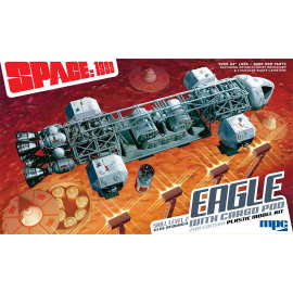 Modèle de science fiction en plastique Cosmos 1999 Eagle with cargo pod 1:48