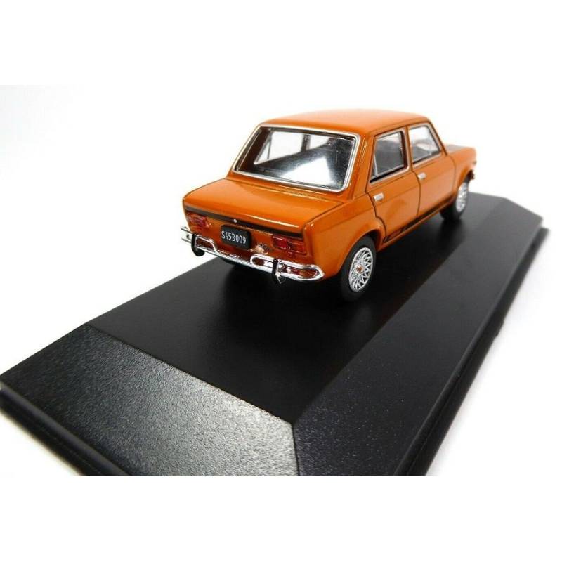 FIAT Iava 128 TV 1971 orange berline 4 portes vendue sous blister