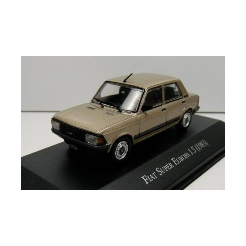 FIAT Super Europa 1.5 1983 beige métallique avec fascicule