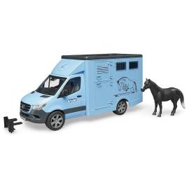 Mercedes Benz Sprinter avec un cheval