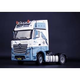 Miniature MERCEDES ACTROS GIGASPACE 4x2 EKB VAN DRIEL