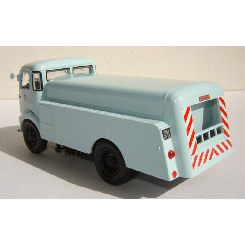 Miniature de camion BERLIET GLB 4x2 1955 arroseuse-balayeuse Ville de Dieppe