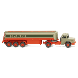 Miniature MAGIRUS 4x2 avec citerne 3 Essieux STADLER