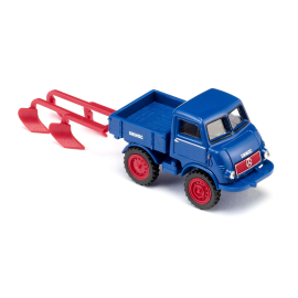 Miniature UNIMOG U 401 avec Charrue